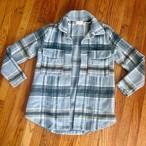 MELLODAY Gray and Tan Plaid Shacket